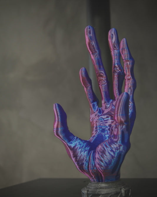 control holder, alien, iridescent blue/black/purple